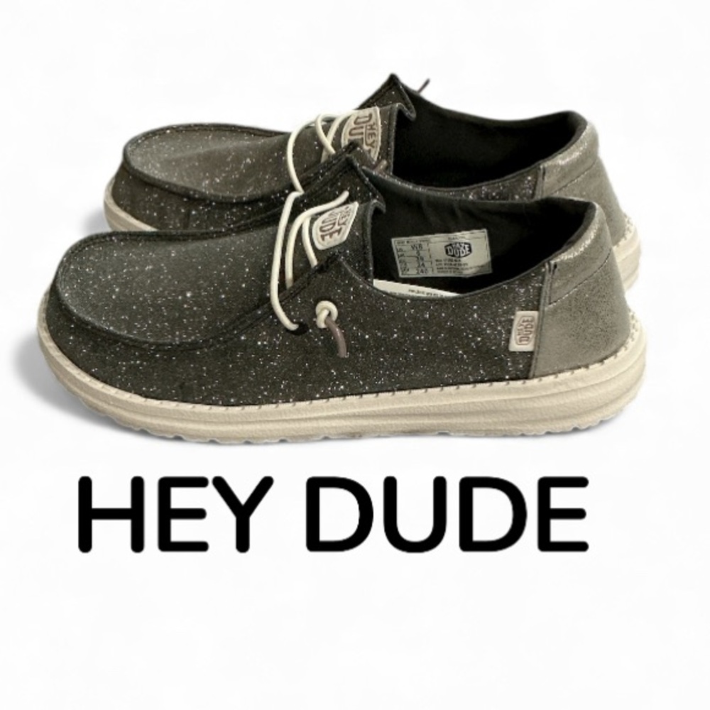 New authentic Hey Dude signature designer shoes sz woman’s 8 display